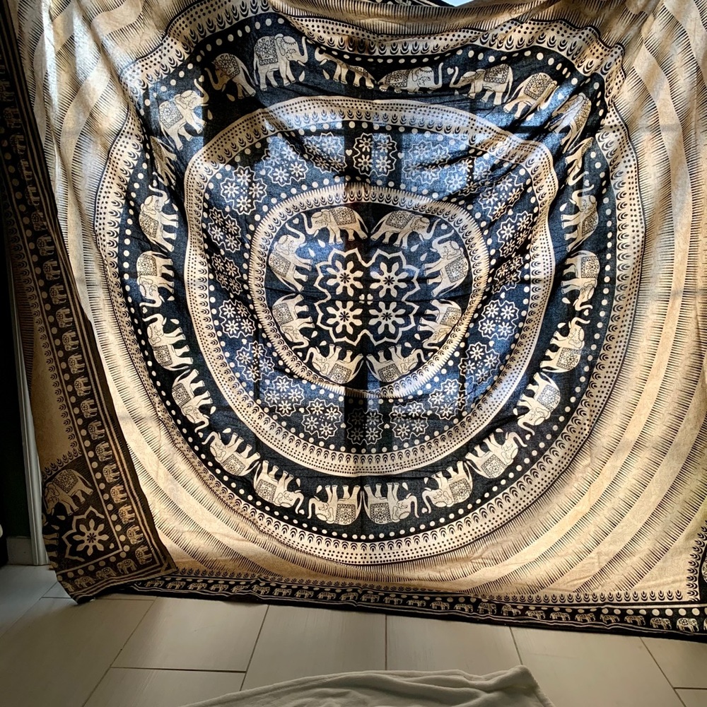 Tapestry - Picture 5 of 14